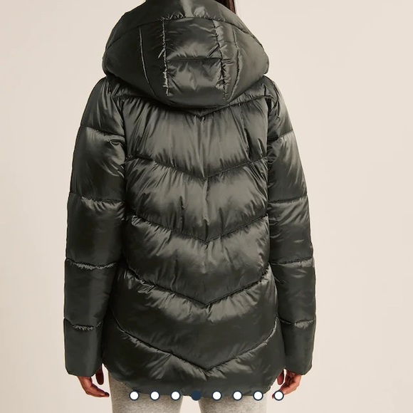 Abercrombie & Fitch Ultra Mid-Length Puffer - Picture 4 of 7